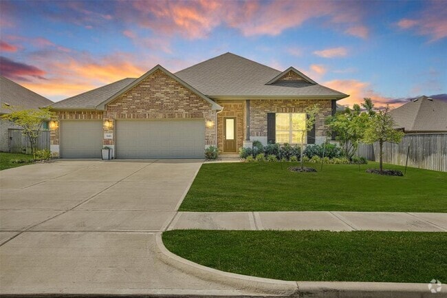 Building Photo - 31411 Raleigh Creek Dr Rental