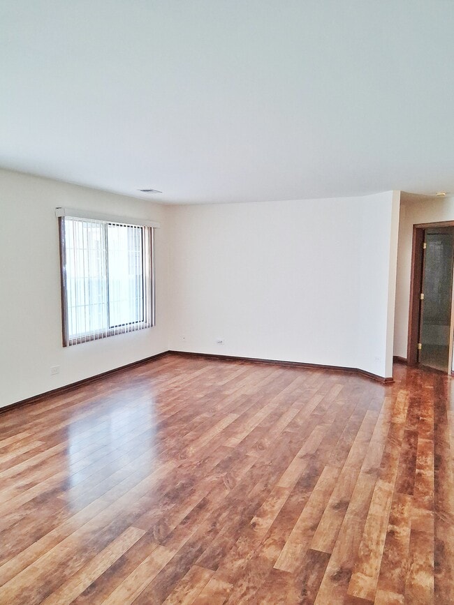 Sala de estar - 224 Charleston Ct Unidad 1