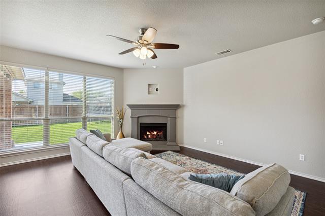 Photo - 1416 Elkford Ln