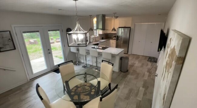 Photo - 6966 Cedar Dr