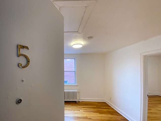 Photo - 67 Sweetland Ave Unité 5