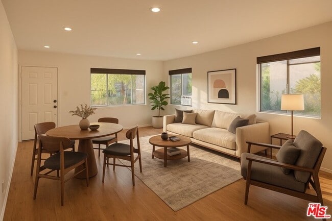 Photo - 322 Huntley Dr Unit 322