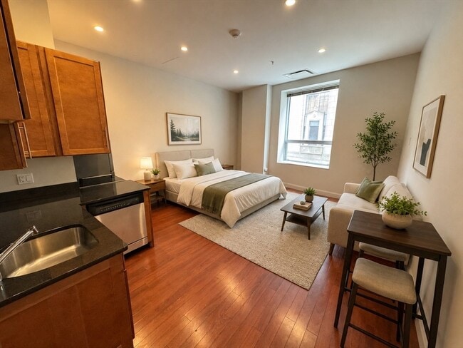Photo - 1 Charles St S Unit 212