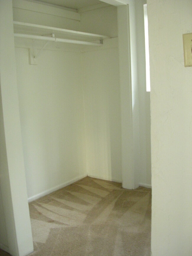 Photo - 522 W Howe St Unit 522