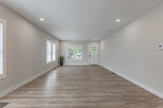 Photo - 808 S Cullen Ave