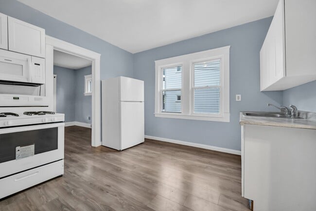 2826 E 124th St Unidad B