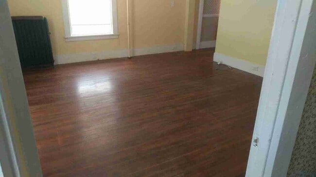 Photo - 150 Green St Unit 1