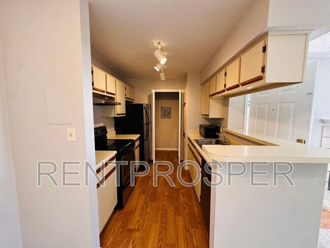 Photo - 5530 Chrishire Way Unit D106