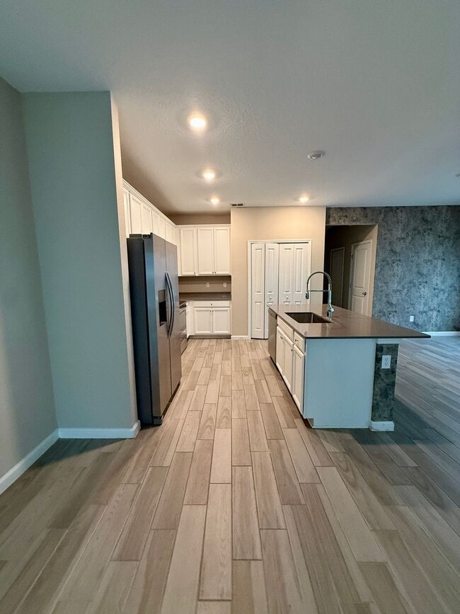 Photo - 12803 Josslyn Ln
