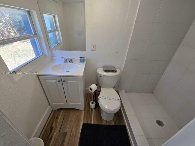 Photo - 7638 N Miami Ave Unit 7