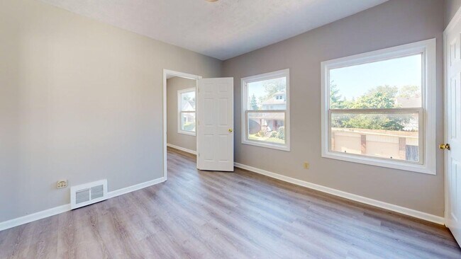 Photo - 877 Rudyard Rd Unit 879 Rudyard Rd - (877 Rudyard Rd - UP)