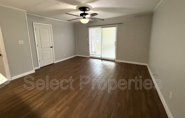 Photo - 2213 Spence Cir Unidad 2