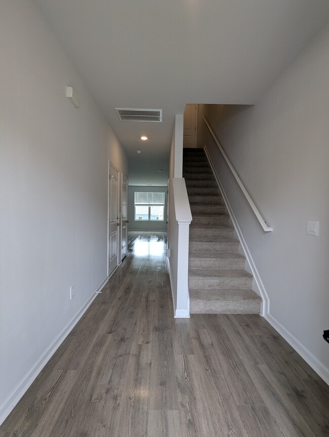 Photo - 645 Longtail Ln