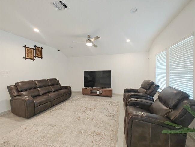 Photo - 3935 Gael Run Ct