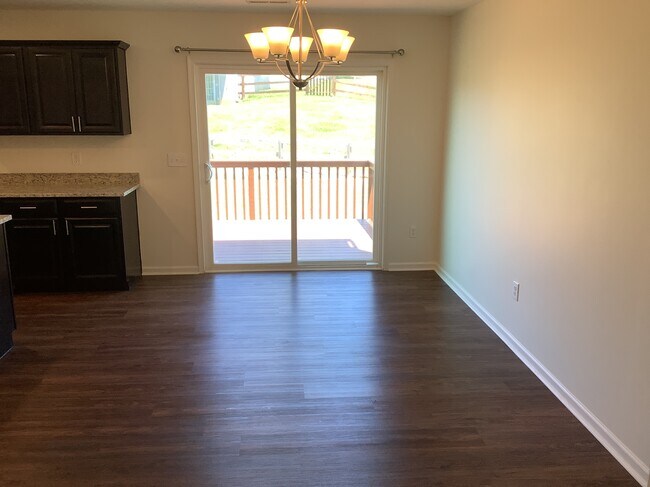 Photo - 5283 River Ridge Dr