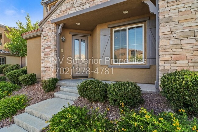 Summerlin!!! Guard gated!! Community pool, Spa, Exercise room, Parks, Security & Tennis Courts