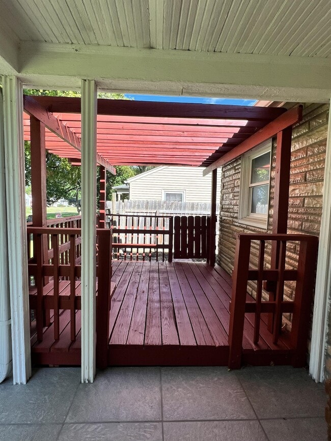 Photo - 849 Berkley Rd