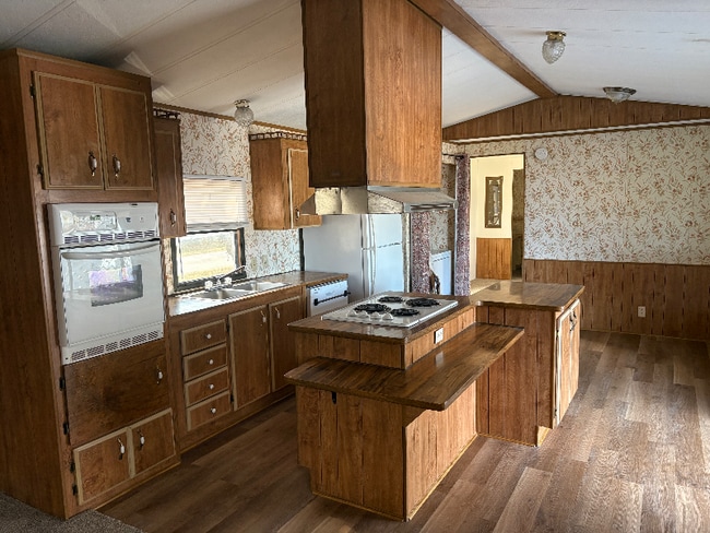 Photo - 122 Private Rd 4768