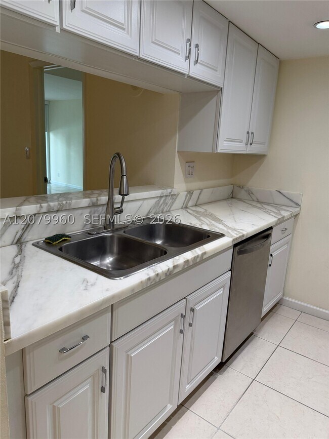 Photo - 1717 N Bayshore Dr Unit A-1145