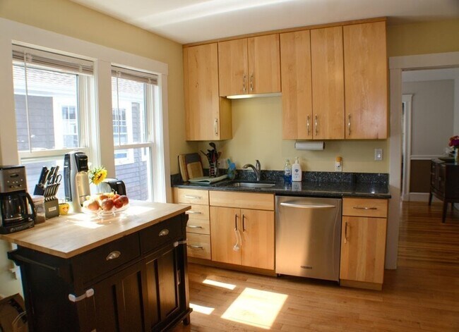 Photo - 16 Fairmont St Unit 16