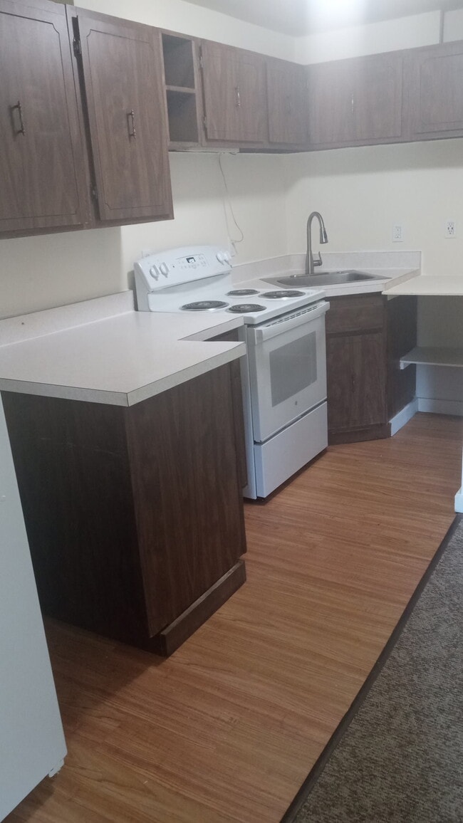 Kitchen 2 - 7 Callahan Dr Unit 2