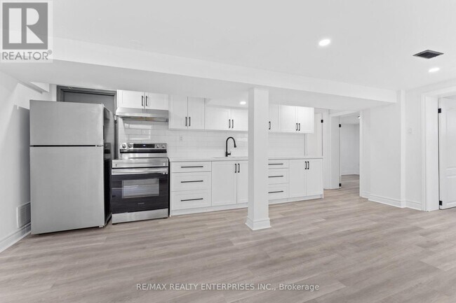 Photo - 3 Dallyn Cres