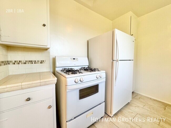 Photo - 1124 S Holt Ave Unit 7A