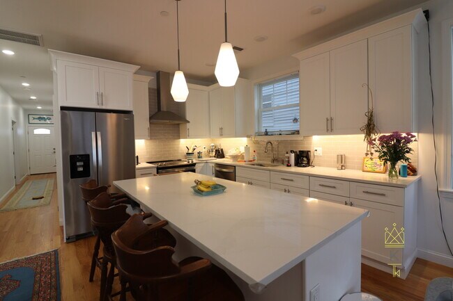 81 Ballou Ave Unit 1