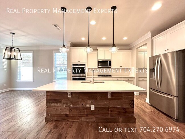 Photo - 278 Preston Rd
