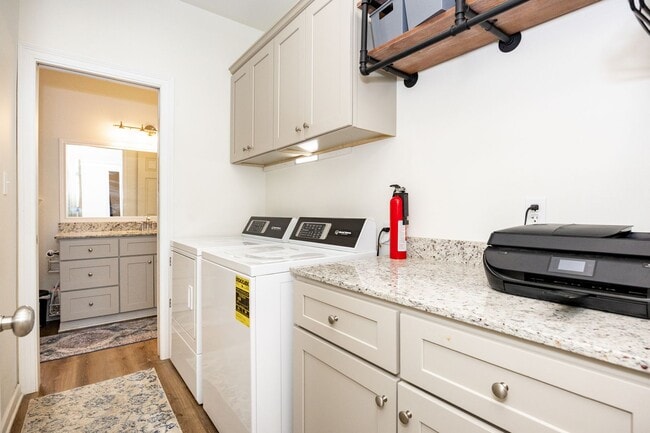 Photo - 1648 Mary Evers Dr