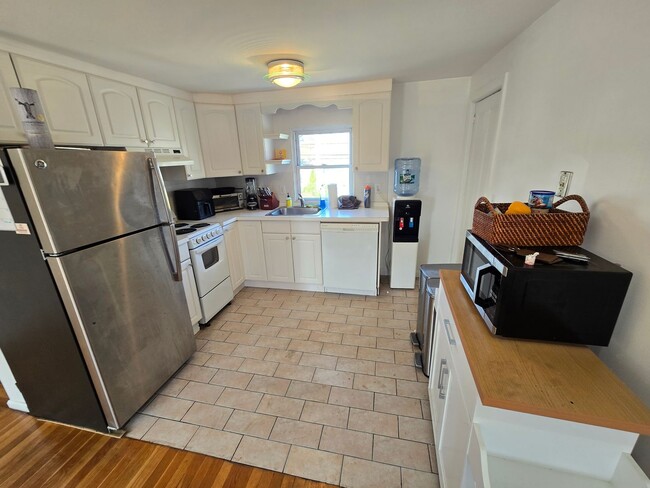 Photo - No Brokers Fee, Parking Included, In-Unit Washer and Dryer