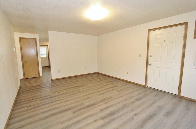 Photo - 1310 Poplar St