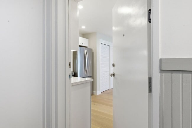 Photo - 1490 9th Ave