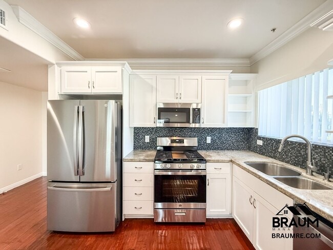 Photo - 332 S Virgil Ave Unidad 403