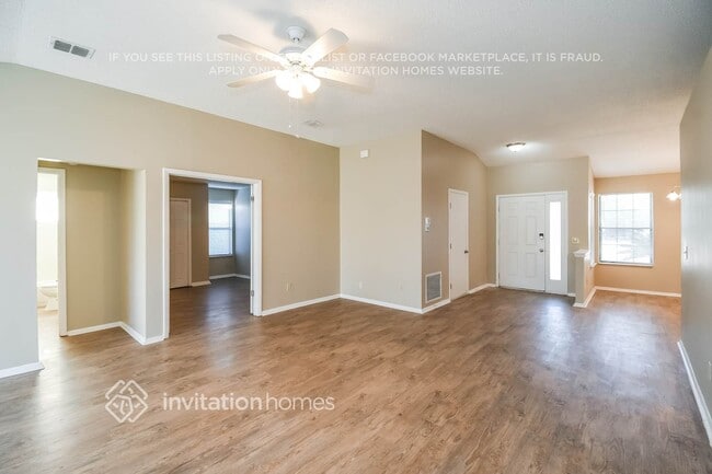 Photo - 8005 Weather Vane Dr