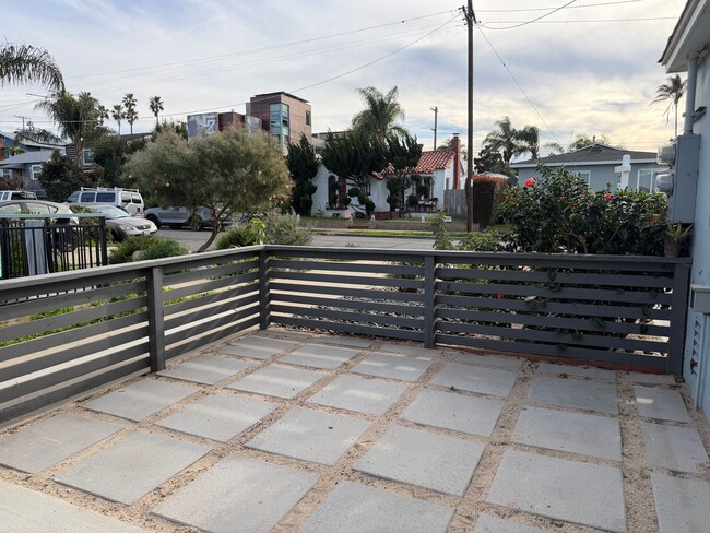 Photo - 4566 Muir Ave