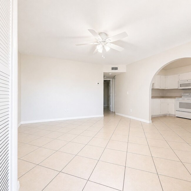 Photo - 4765 Orange Grove Blvd