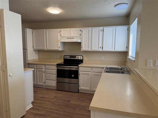 7551 Boxwood Ct