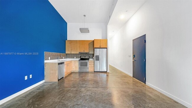 Building Photo - 771 NW 1st St Unit 101