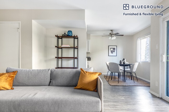 Photo - 311 S Doheny Dr Unidad FL2-ID380