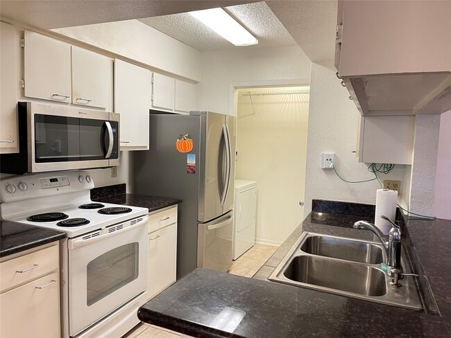 Photo - 2800 Jeanetta St Unit 2204