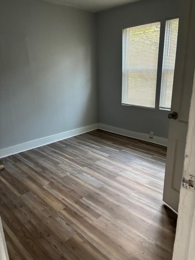 Photo - 260 Ryals Ave