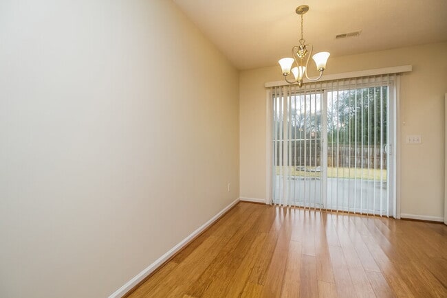 Photo - 329 Stewart Springs Dr