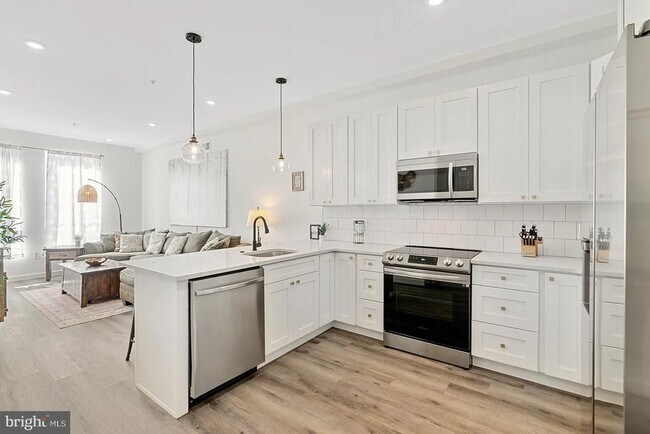 Photo - 1735 S 23rd St Unit 2