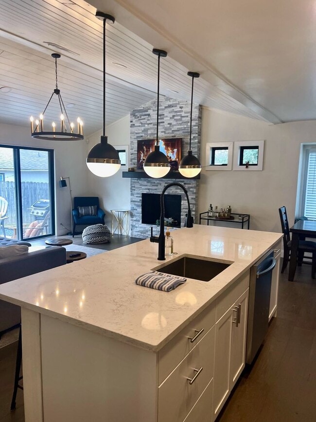 Photo - **FULLY FURNISHED 4 BR, 2BA HOME. CLOSE TO...