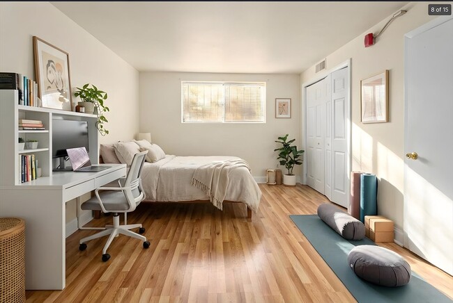 Photo - 120 Bradlee St Unidad 2