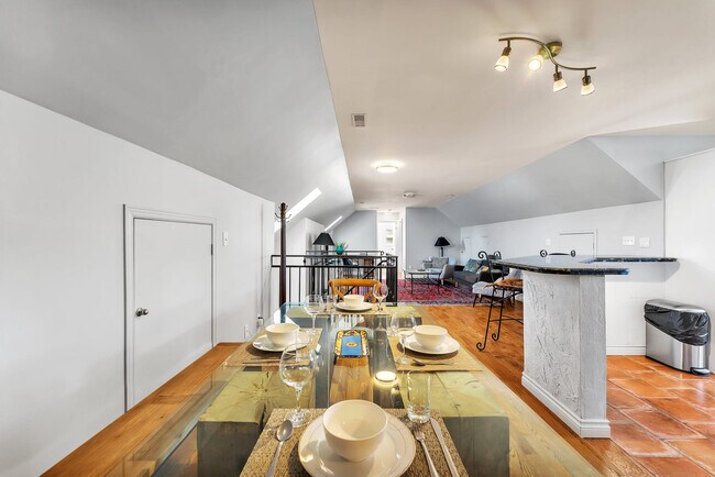 Photo - 2158 Lilnan Ct Unit FL3-ID1226159P