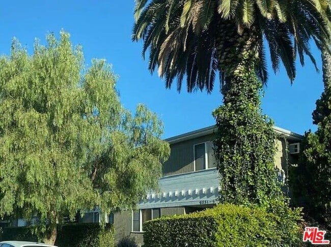 Building Photo - 8331 Blackburn Ave Unit 3 1/2 Rental