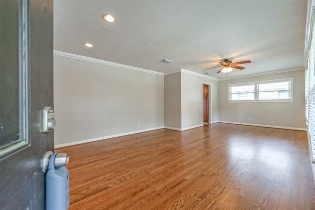 Photo - 3419 Norris Dr