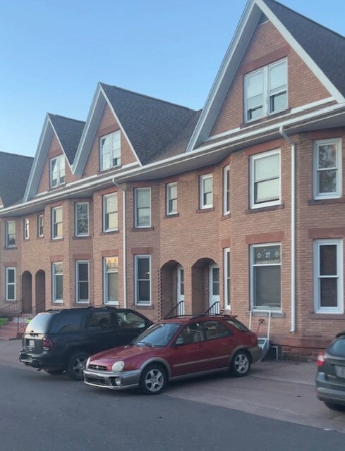 Private entry - 510 7th St Unit 510